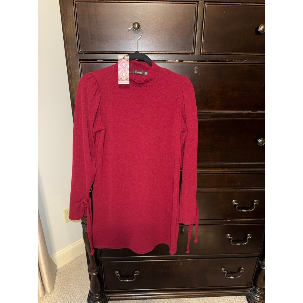 Boohoo long sleeve dress size 6